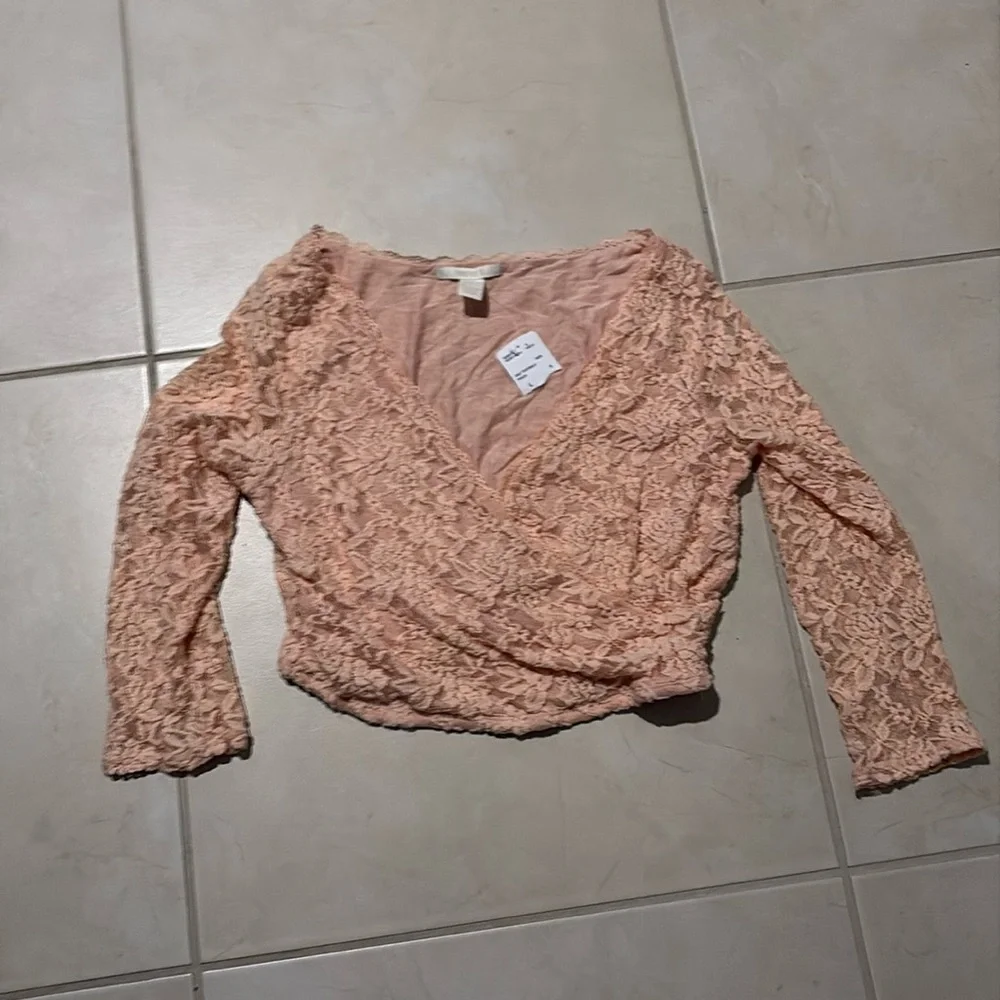 NWT large forever 21 pink lace crop top 837
